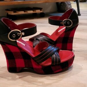 Tommy Girl Retro Revival Leather Flannel Wedges - Sz 6.5 - Like New -Worn once